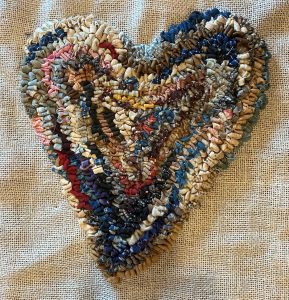 Bloomin’ Heart Pocket